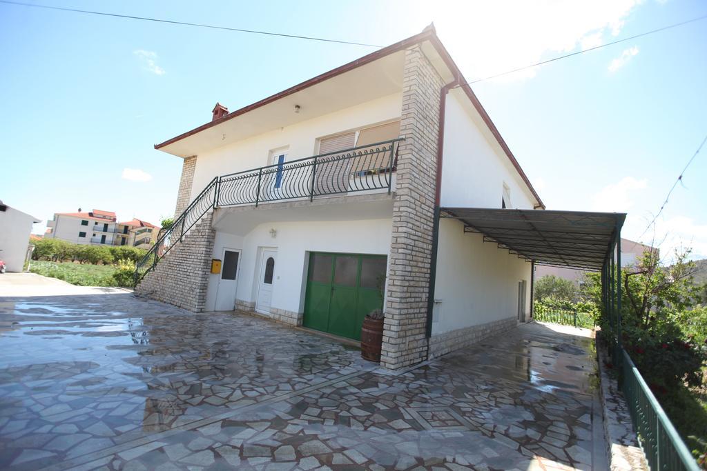 Apartment Marin Donji Seget Exterior foto
