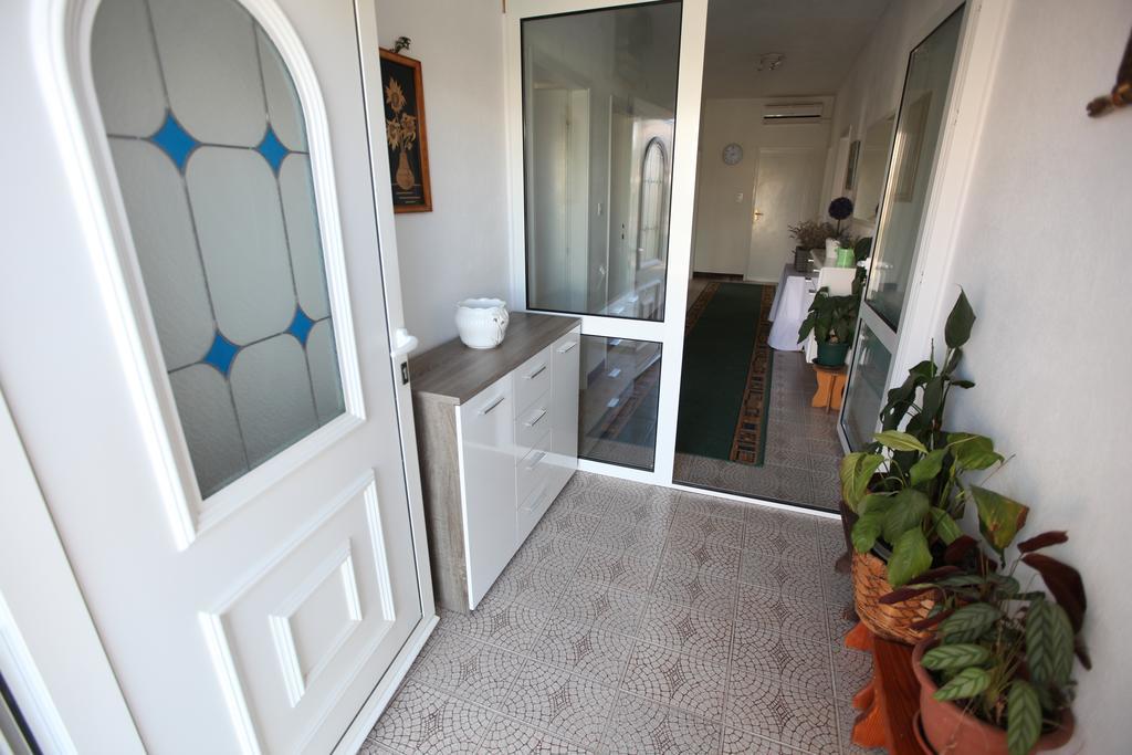 Apartment Marin Donji Seget Exterior foto