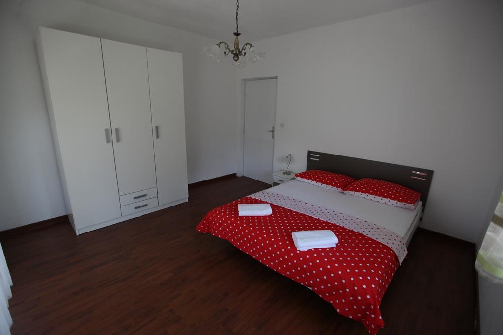 Apartment Marin Donji Seget Exterior foto